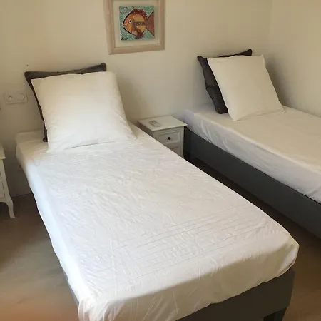 2 Bedrooms In Central Location On The Famous Place Massena Apartman *