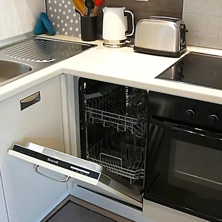 2 Bedrooms In Central Location On The Famous Place Massena Apartman *