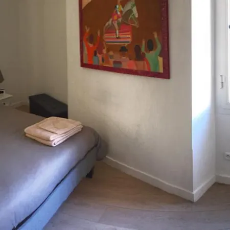 Apartman 2 Bedrooms In Central Location On The Famous Place Massena