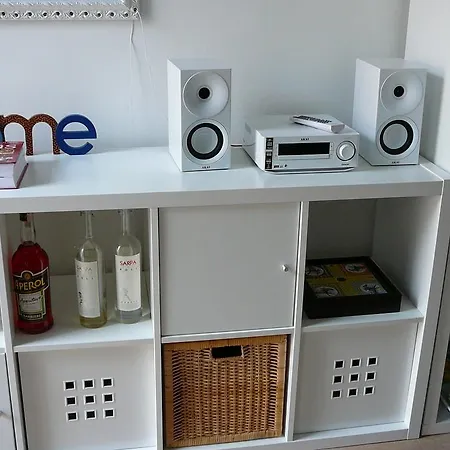 2 Bedrooms In Central Location On The Famous Place Massena Apartman